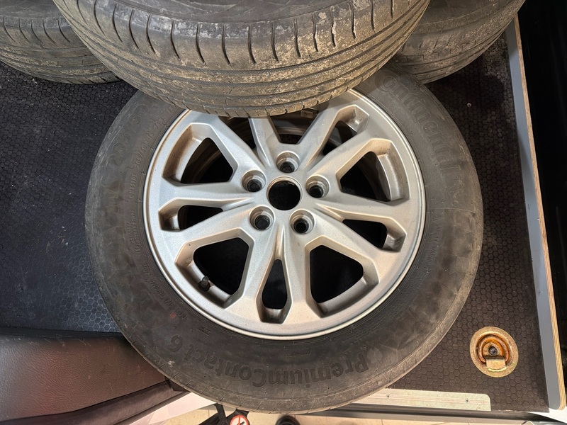 Ford Transit Connect vaihtoauto