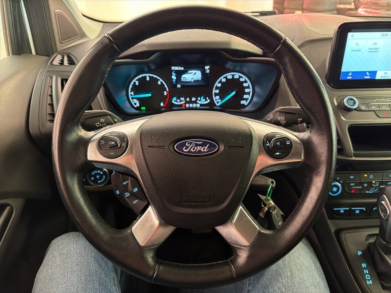 Ford Transit Connect vaihtoauto