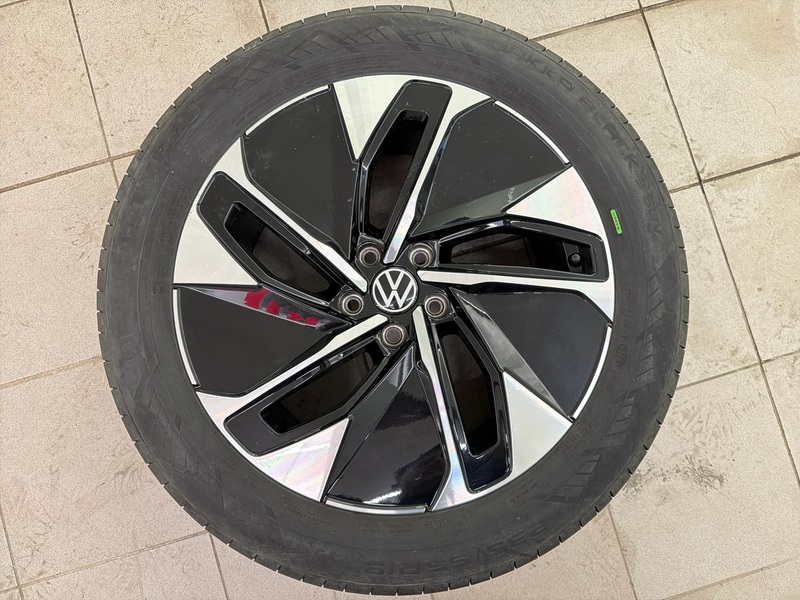 Volkswagen ID.5 vaihtoauto