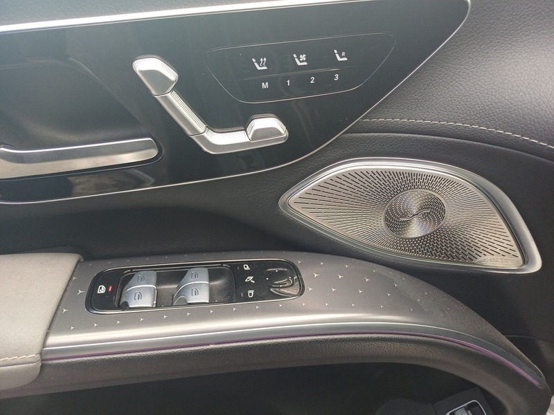 Mercedes-Benz EQS vaihtoauto