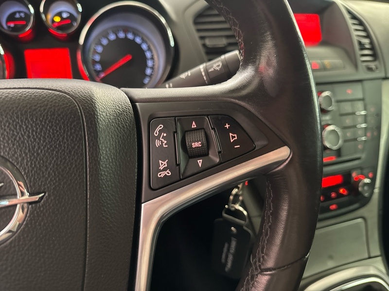 Opel Insignia vaihtoauto