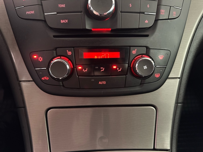 Opel Insignia vaihtoauto