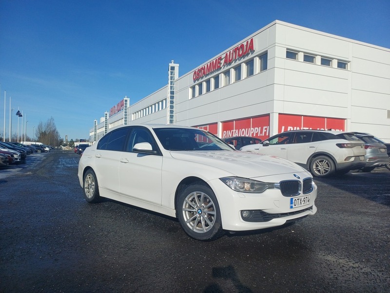BMW 320 vaihtoauto
