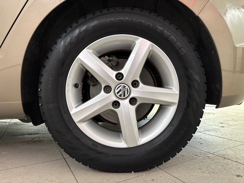 Volkswagen Golf Sportsvan vaihtoauto