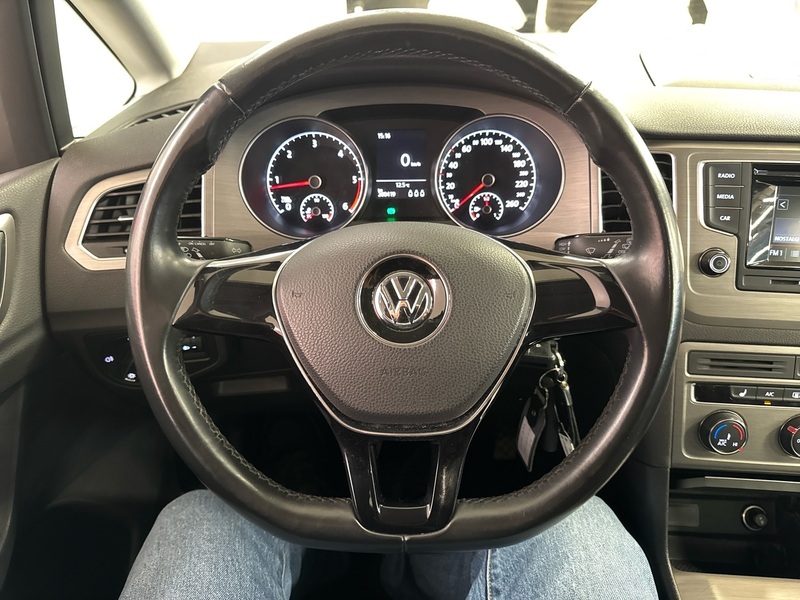 Volkswagen Golf Sportsvan vaihtoauto