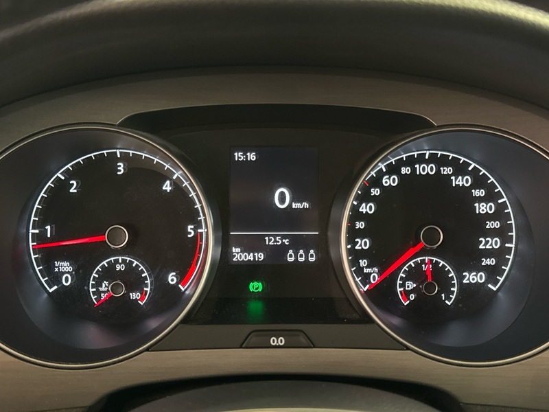 Volkswagen Golf Sportsvan vaihtoauto