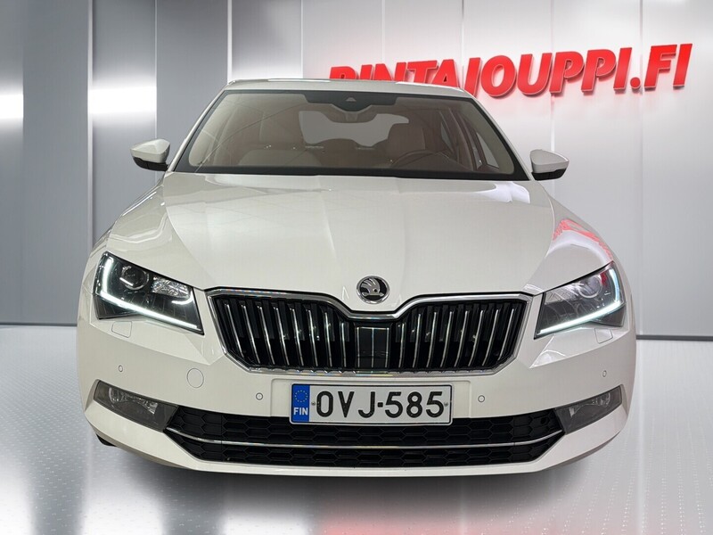 Skoda Superb vaihtoauto