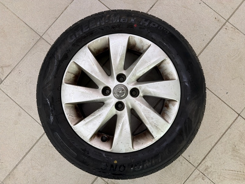 Opel Corsa vaihtoauto