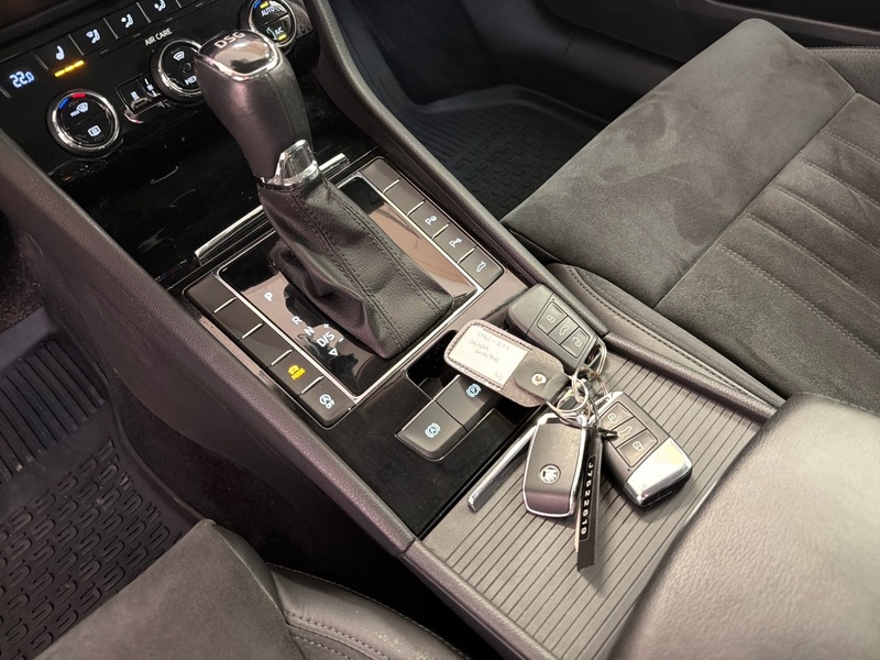 Skoda Superb vaihtoauto