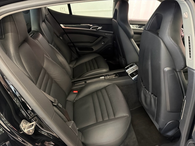 Porsche Panamera vaihtoauto