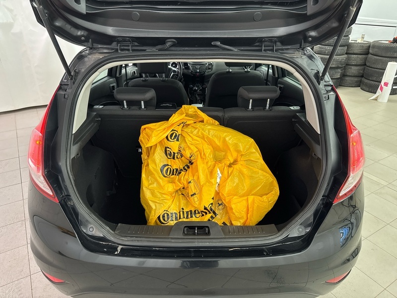 Ford Fiesta vaihtoauto