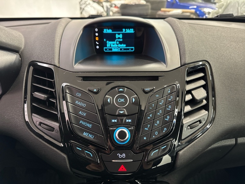 Ford Fiesta vaihtoauto