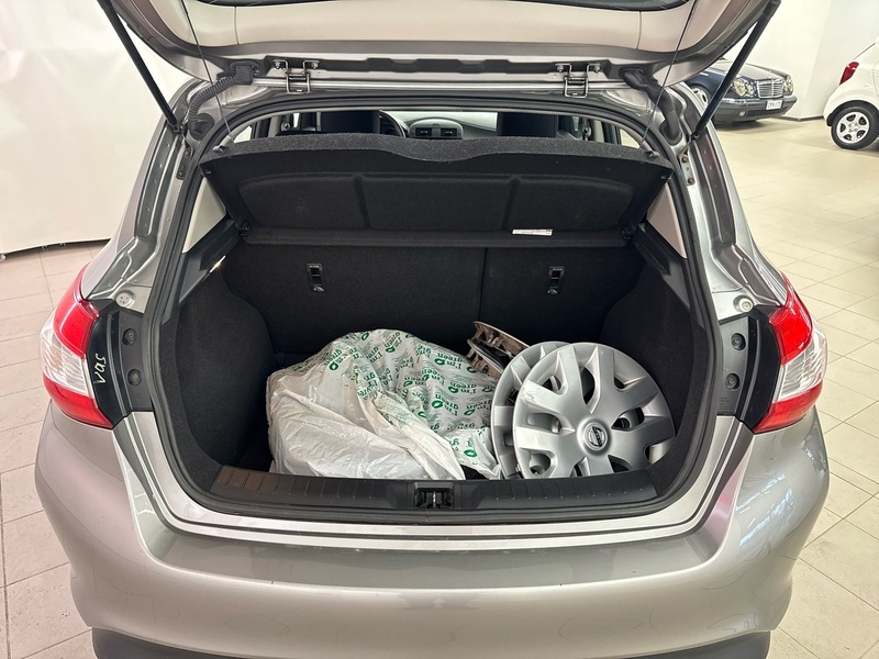 Nissan Pulsar vaihtoauto