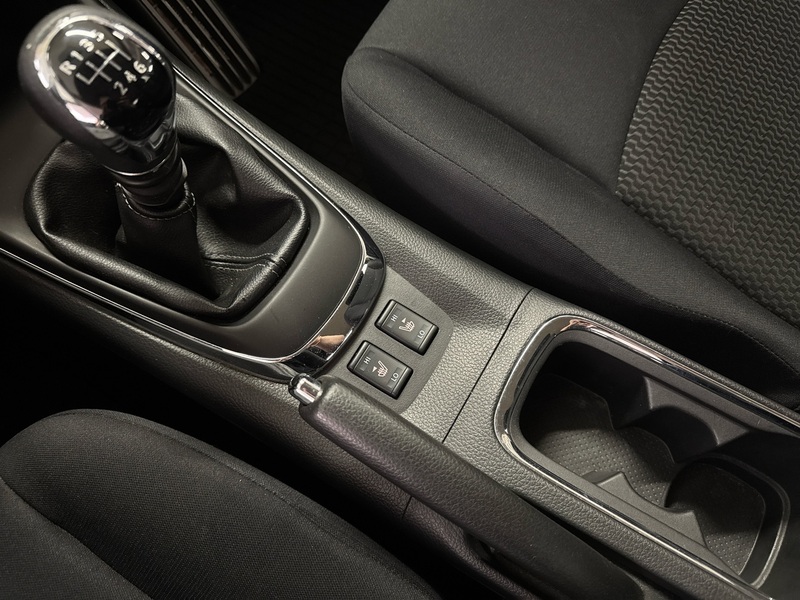 Nissan Pulsar vaihtoauto