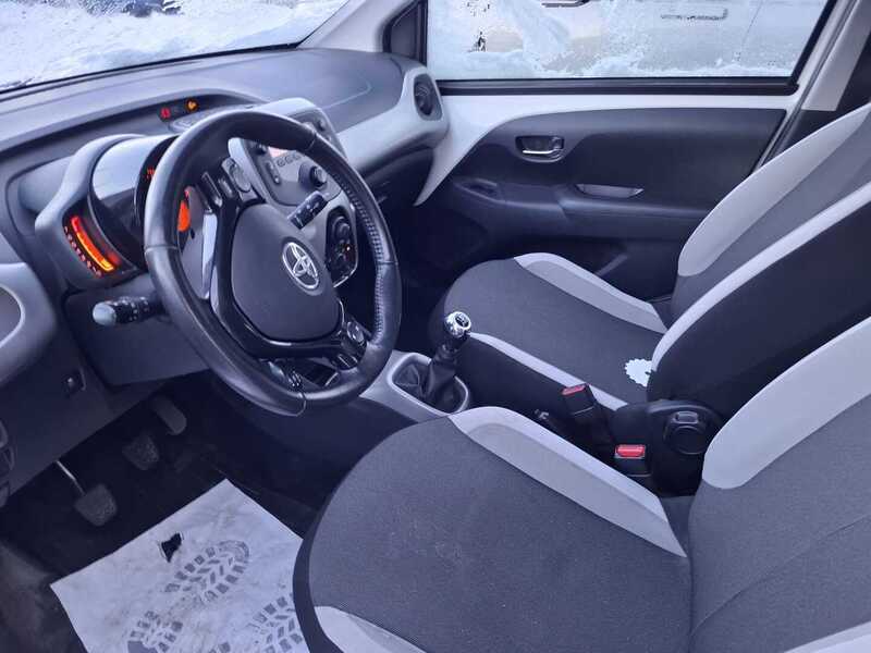 Toyota AYGO vaihtoauto