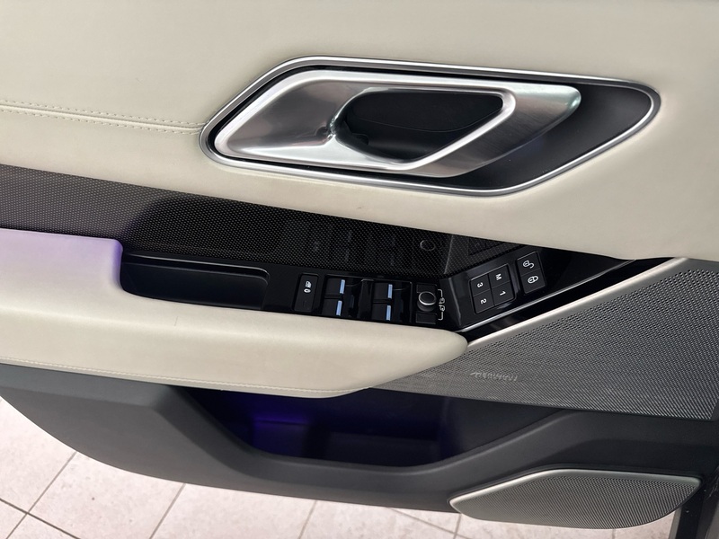 Land Rover Range Rover Velar vaihtoauto