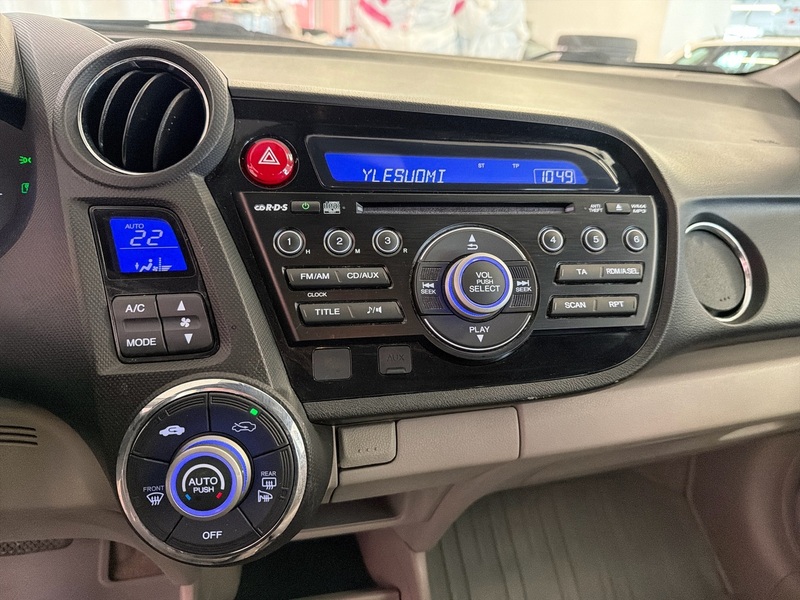 Honda Insight vaihtoauto