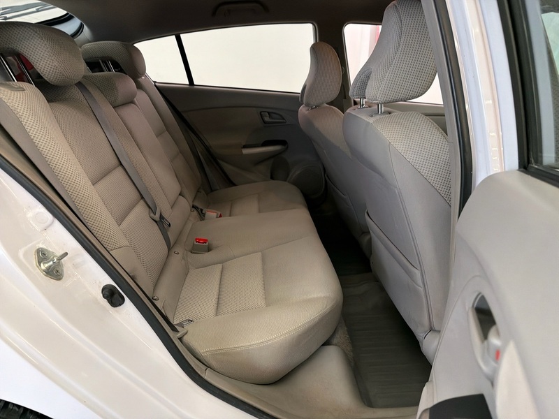 Honda Insight vaihtoauto