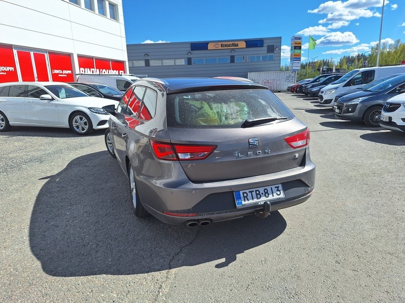 SEAT Leon ST vaihtoauto