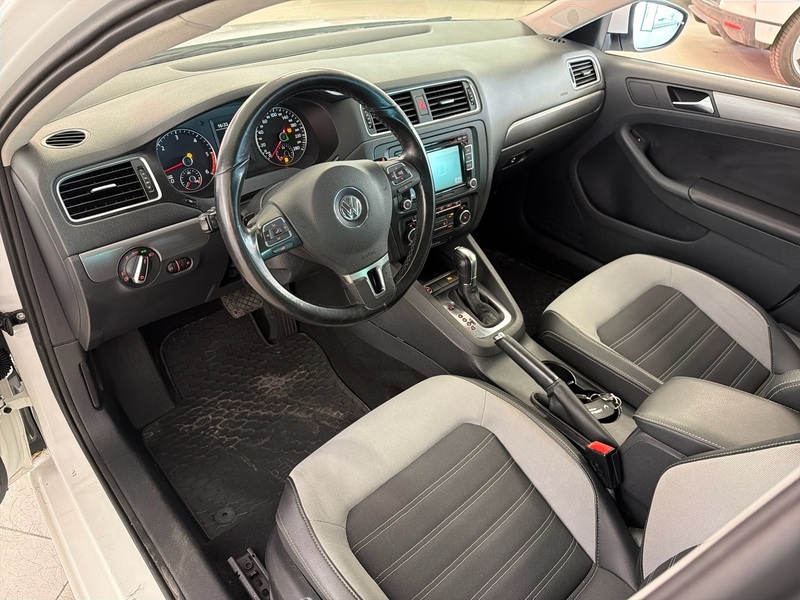 Volkswagen Jetta vaihtoauto