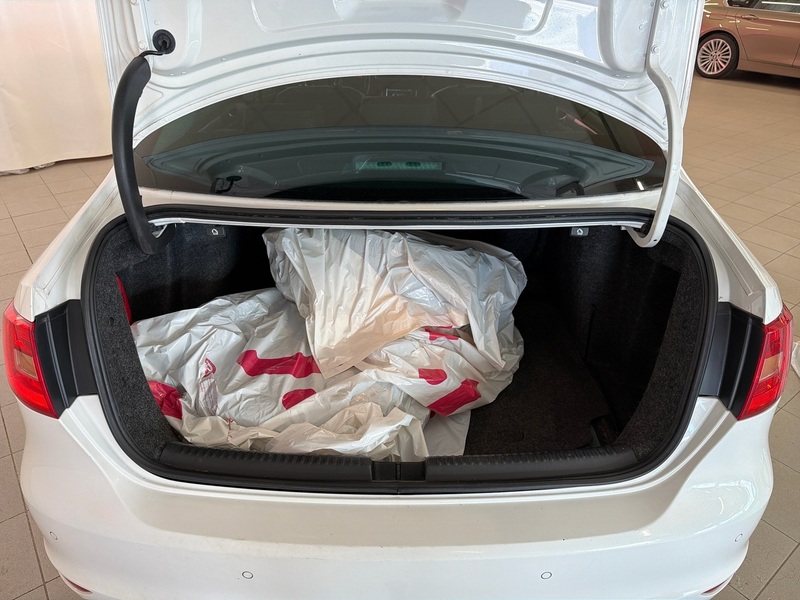 Volkswagen Jetta vaihtoauto