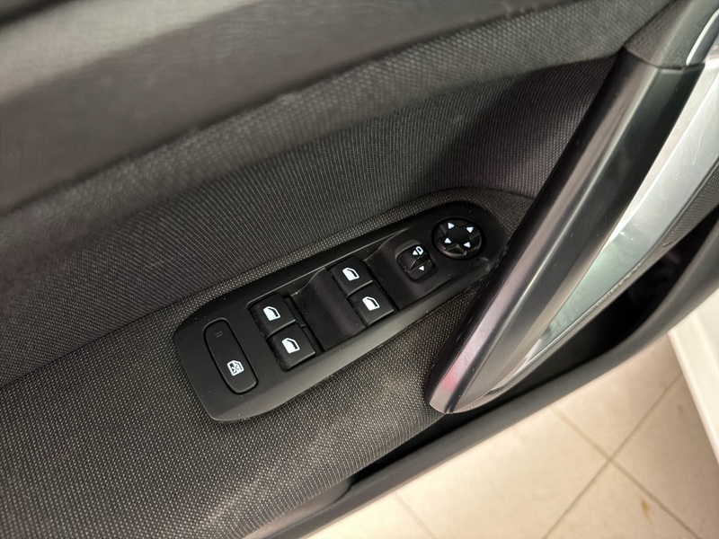 Peugeot 308 vaihtoauto