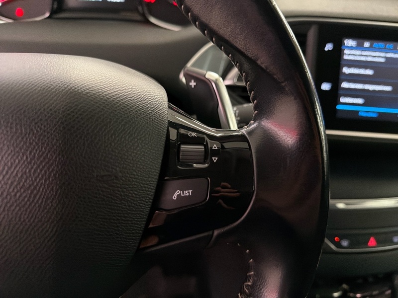 Peugeot 308 vaihtoauto