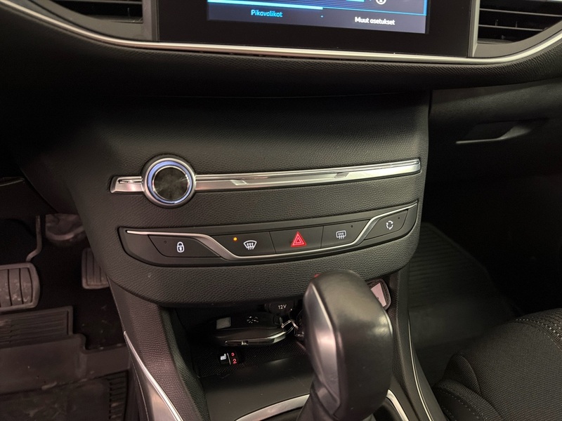 Peugeot 308 vaihtoauto