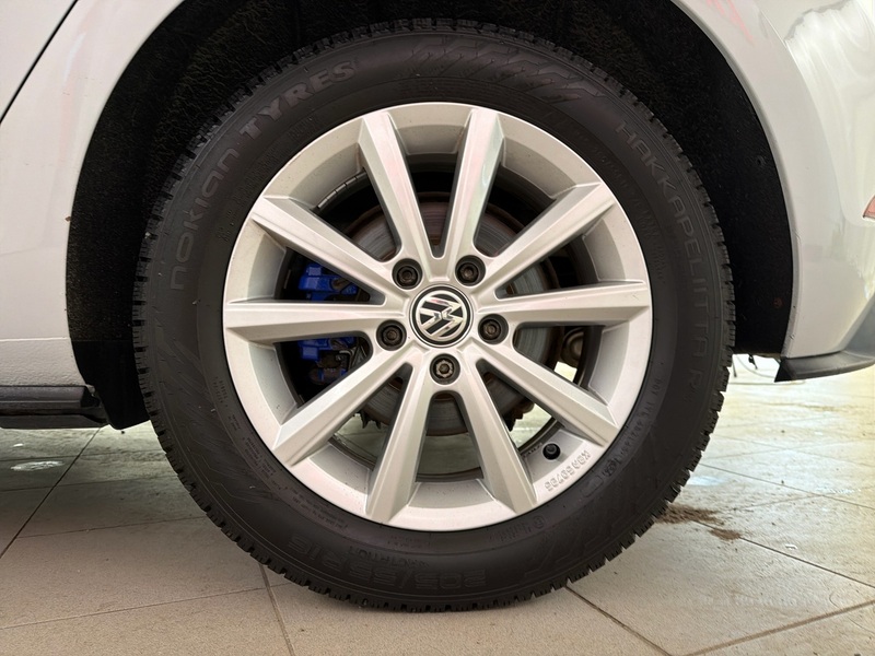 Volkswagen Golf vaihtoauto