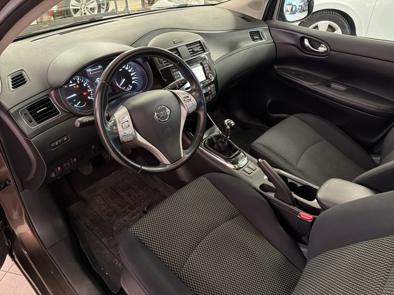 Nissan Pulsar vaihtoauto