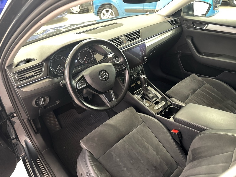 Skoda Superb vaihtoauto