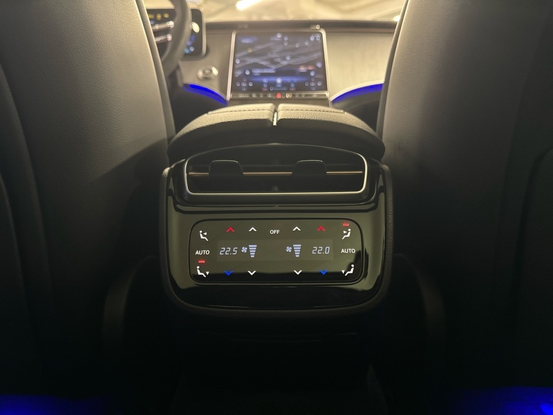 Mercedes-Benz EQE vaihtoauto