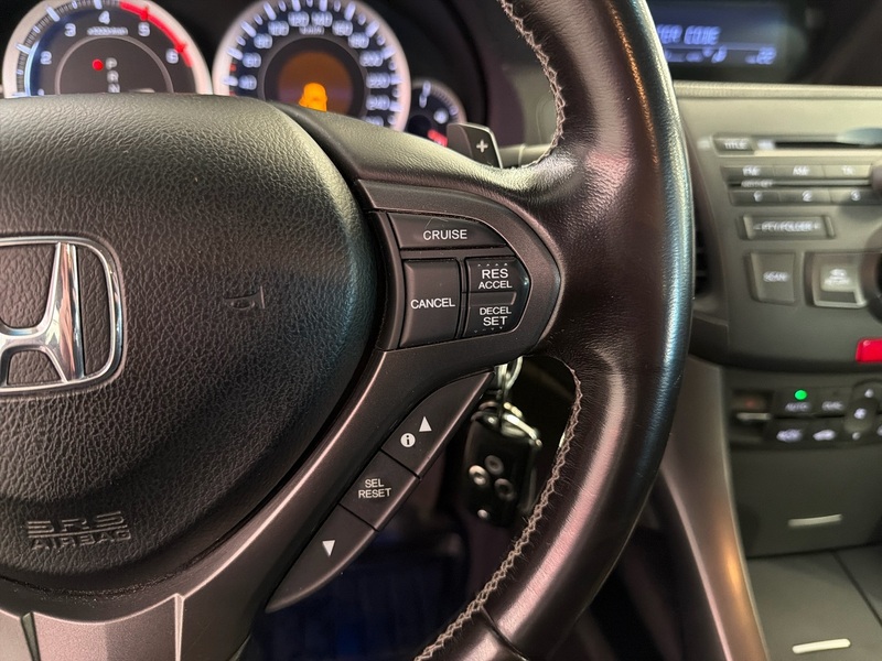 Honda Accord vaihtoauto