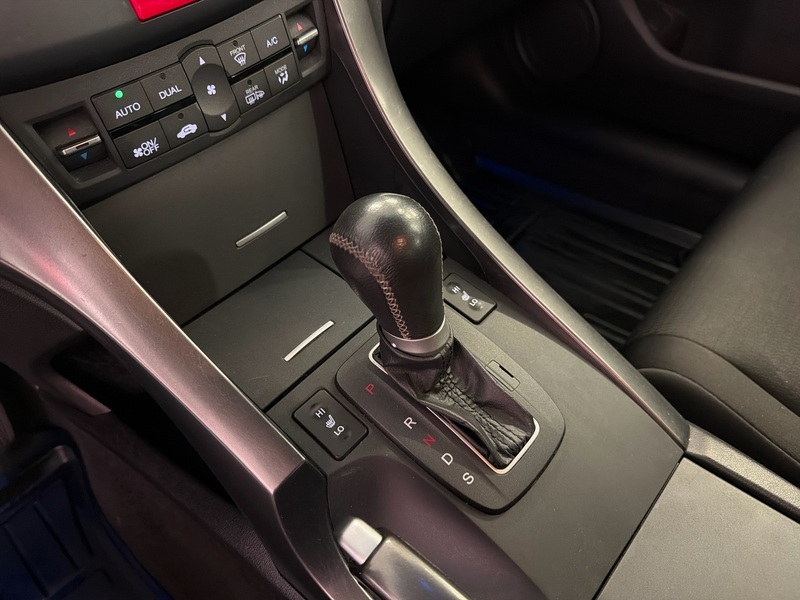 Honda Accord vaihtoauto