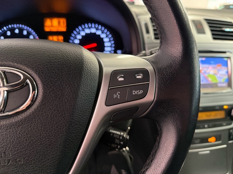 Toyota Avensis vaihtoauto