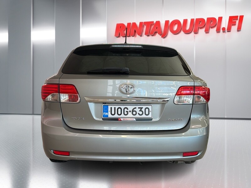 Toyota Avensis vaihtoauto