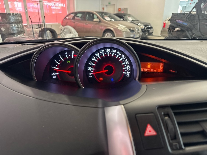 Toyota Verso vaihtoauto