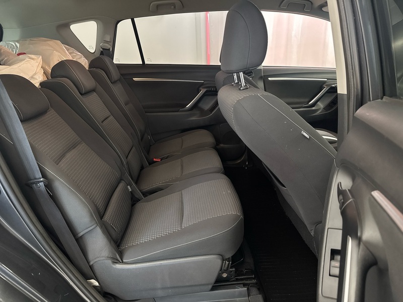 Toyota Verso vaihtoauto