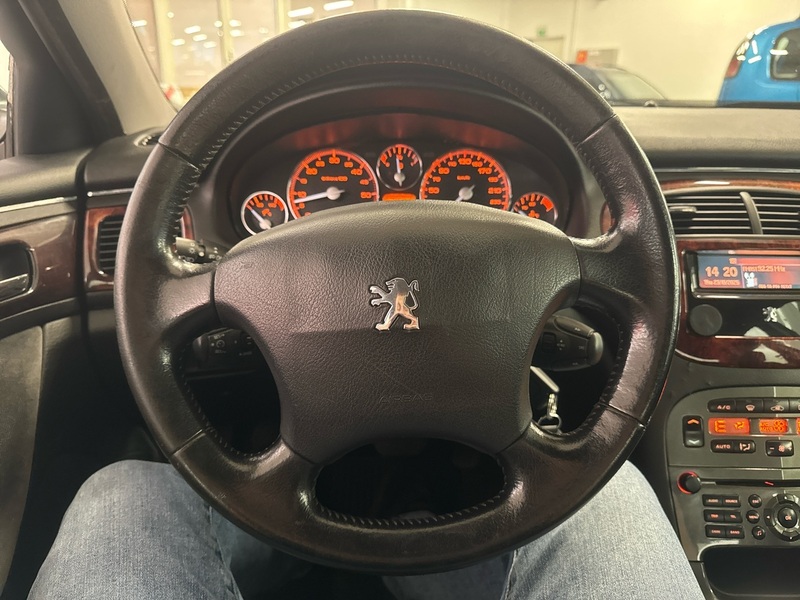 Peugeot 607 vaihtoauto