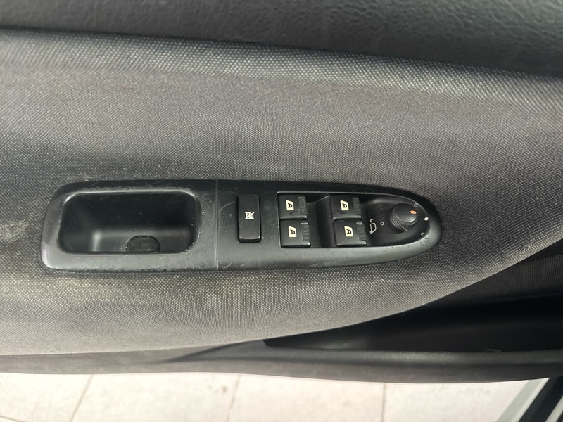 Peugeot 607 vaihtoauto