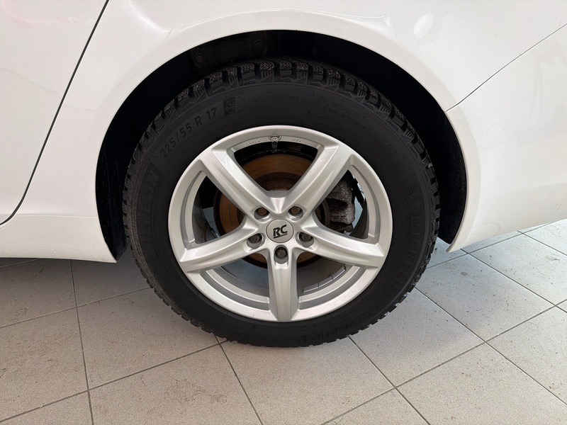 Opel Insignia vaihtoauto