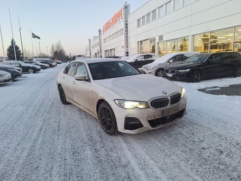 BMW 330 vaihtoauto