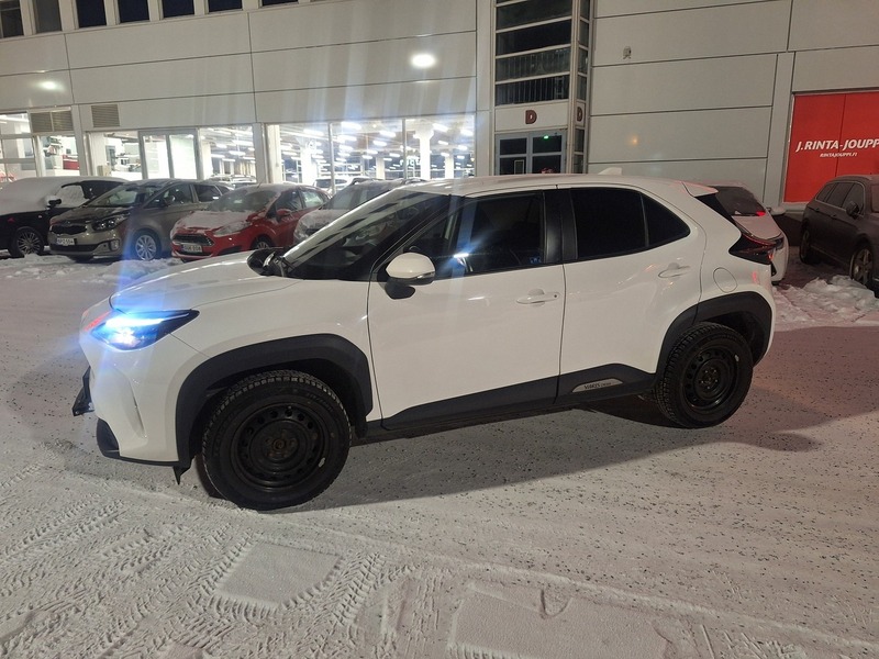 Toyota Yaris Cross vaihtoauto