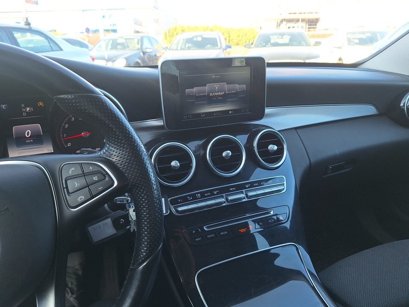 Mercedes-Benz C vaihtoauto