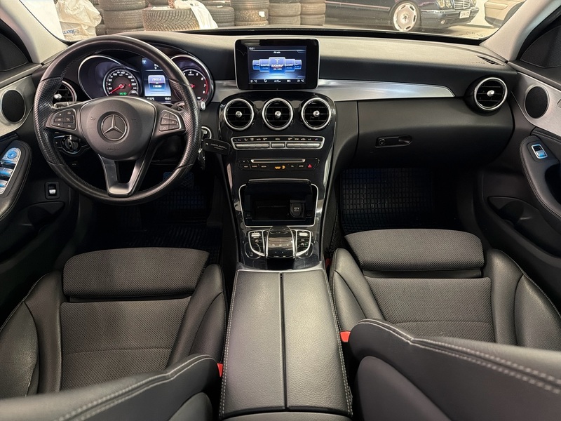Mercedes-Benz C vaihtoauto