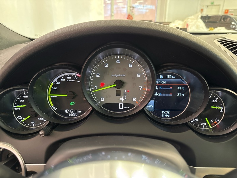 Porsche Cayenne vaihtoauto