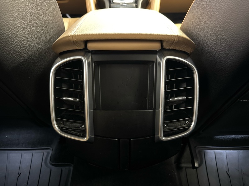 Porsche Cayenne vaihtoauto