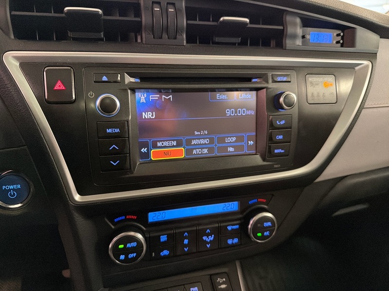 Toyota Auris vaihtoauto