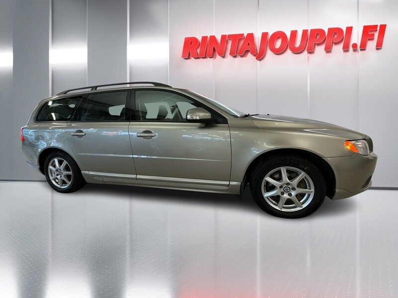 Volvo V70 vaihtoauto