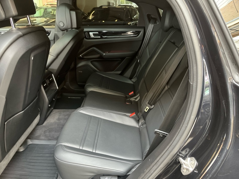 Porsche Cayenne vaihtoauto